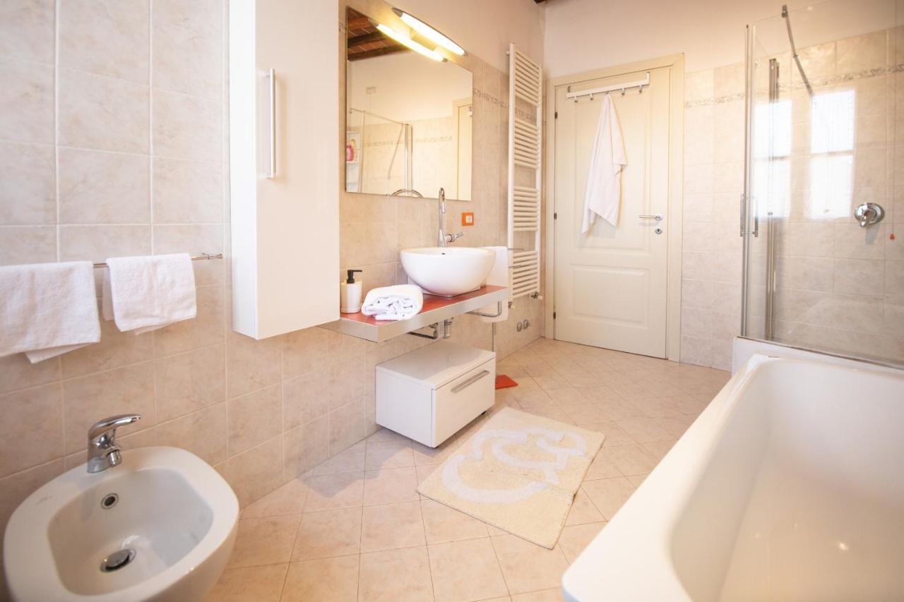 Serena Apartment, Cosy Close Center Town Lucca Exterior photo